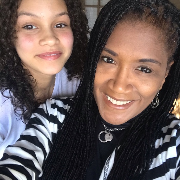 Meet your Posher, Mrs - Picture 5 of 12